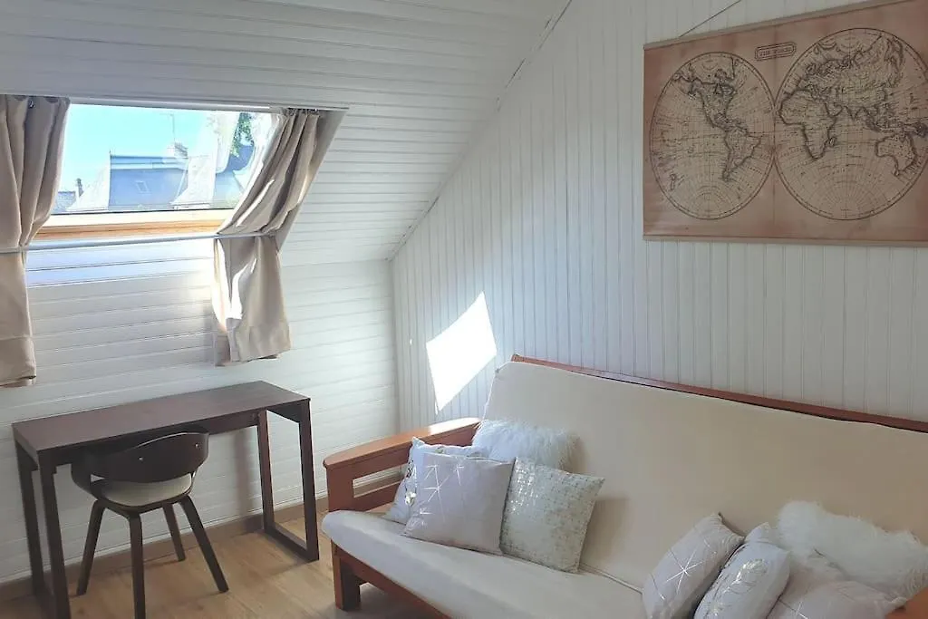 La Maison Fleurie Жослен Дом отдыха